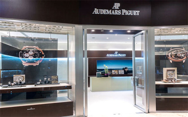 爱彼手表进水了处理办法集锦