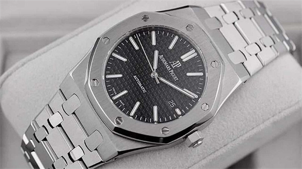 爱彼手表表盘生锈原因是什么