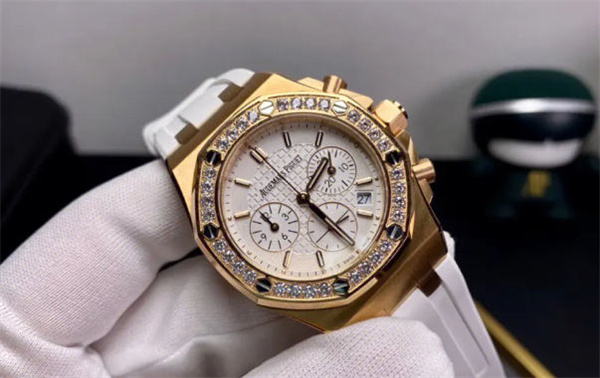 爱彼手表表针不走了处理方法推荐