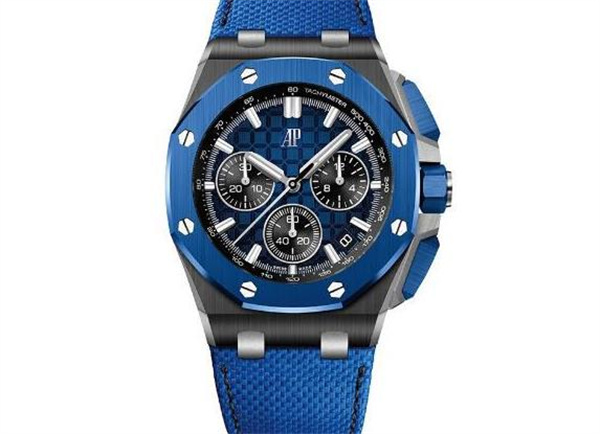 爱彼手表表蒙有划痕应该咋办