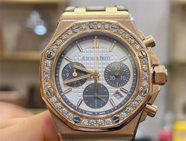 爱彼手表发条坏了处理技巧集锦